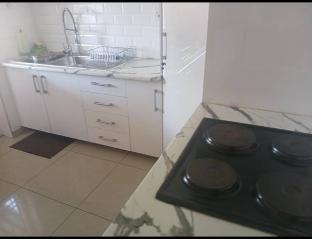 5 bed property for sale in RIDGEWAY